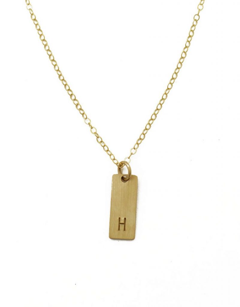 Complete Guide To Buying A Personalized Monogram Jewelry