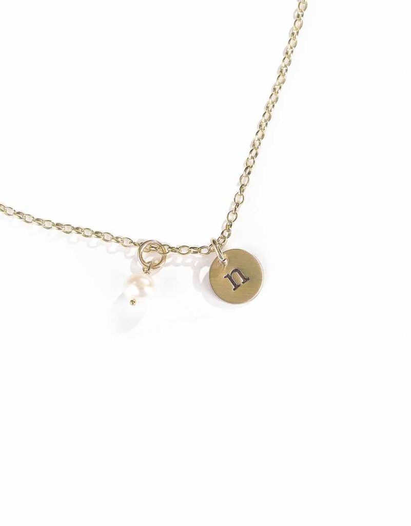 Complete Guide To Buying A Personalized Monogram Jewelry